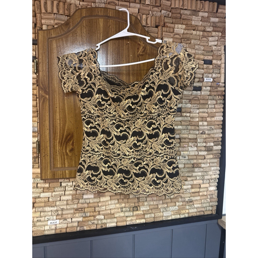 Boston Proper Gold & Black Lace Ruffle Sleeve Short Sleeve Blouse Size S